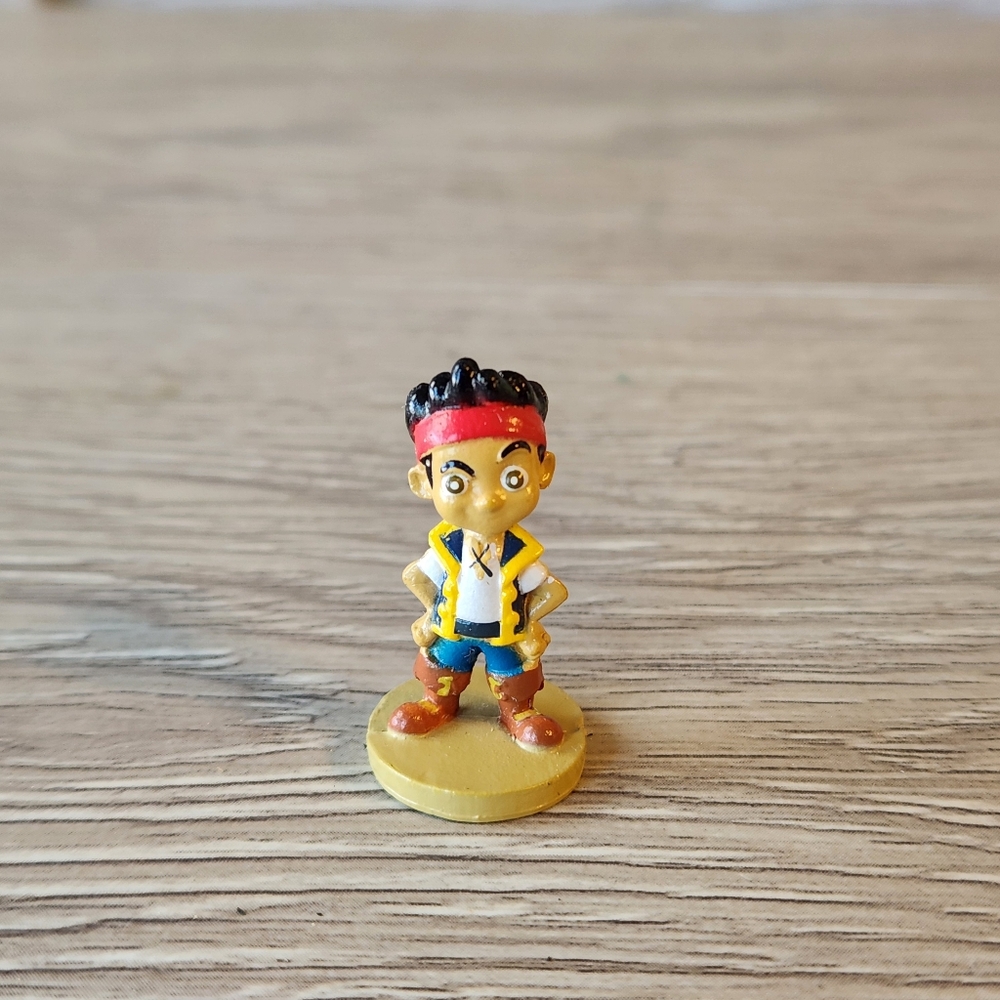 🖤 JAKE Neverland Pirates Disney Miniature Figure Collector Packs Park Series 14